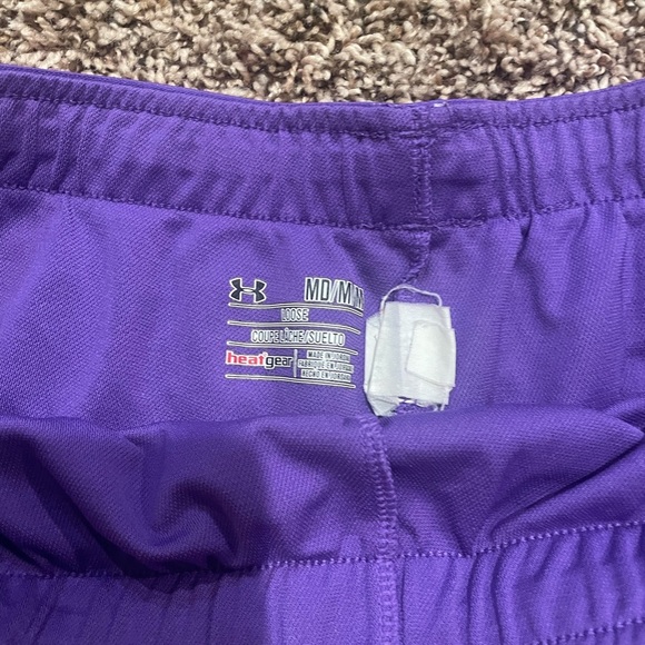 Purple underarmour shorts - Picture 2 of 2